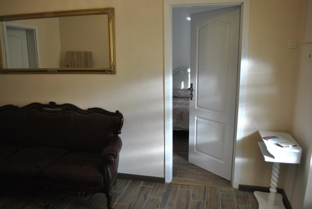 Osp Apartment Pod Kostanji מראה חיצוני תמונה