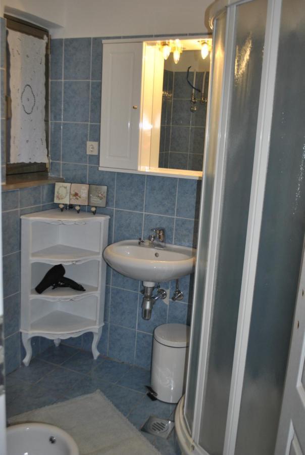 Osp Apartment Pod Kostanji מראה חיצוני תמונה